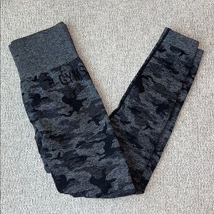 Gymshark camo seamless